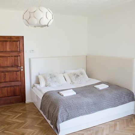 Apartment Nearto Old Town Na Ustroniu Street クラクフ エクステリア 写真