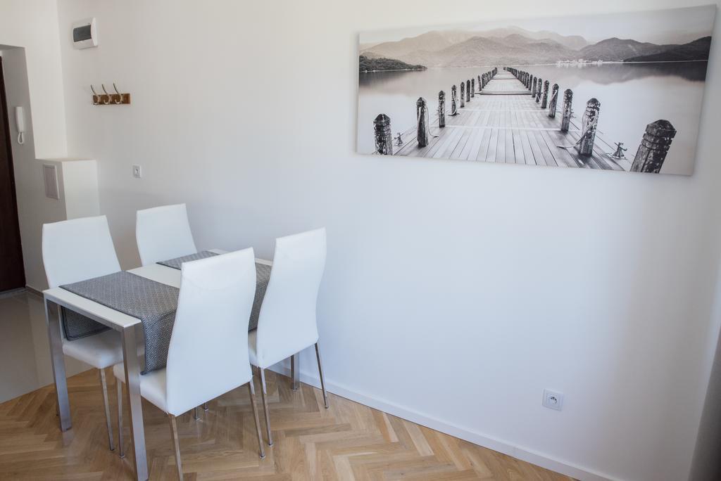 Apartment Nearto Old Town Na Ustroniu Street クラクフ エクステリア 写真